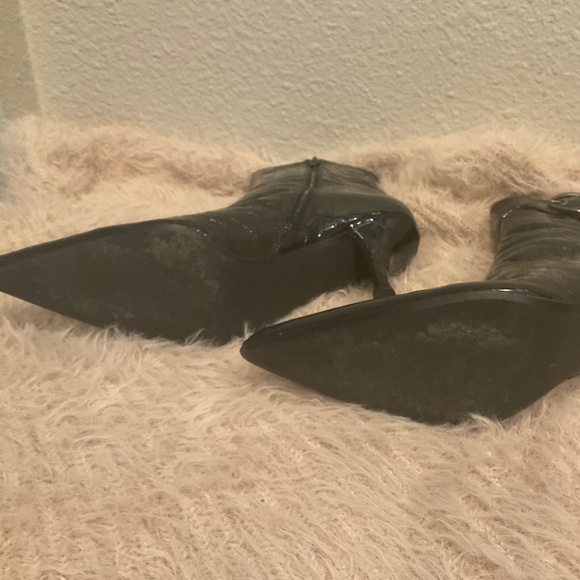 Vintage 90's Black Croc Embossed Booties by Stuart Weitzman - Picture 2 of 5